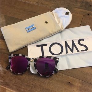 TOMS Sunglasses - The Adeline
